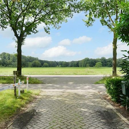 Bed and Breakfast Bos En Beek Ulvenhout Exterior foto